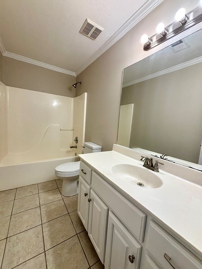 Building Photo - 23 Hulsey Cove