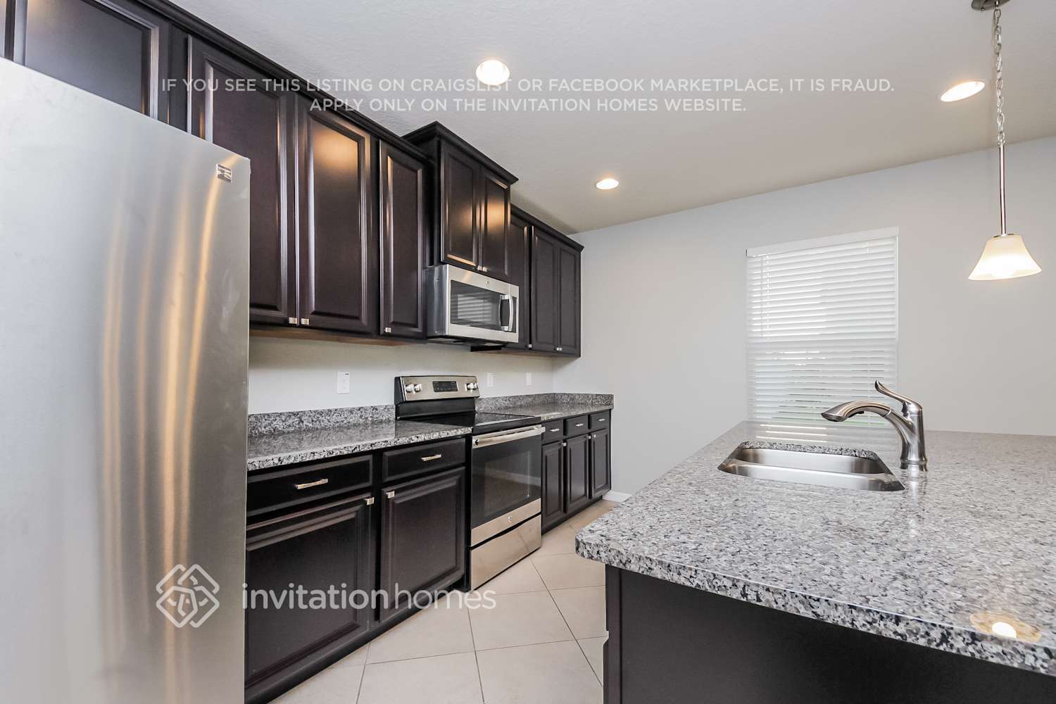 Building Photo - 3256 Olivera Way