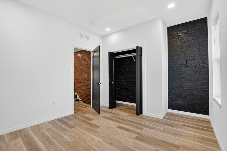 Building Photo - 3239 N 13th St