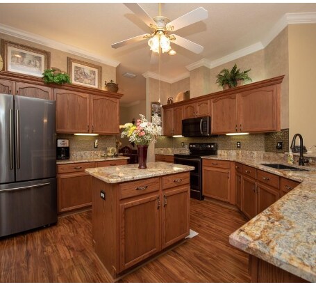 Building Photo - 2104 Heritage Crest Dr