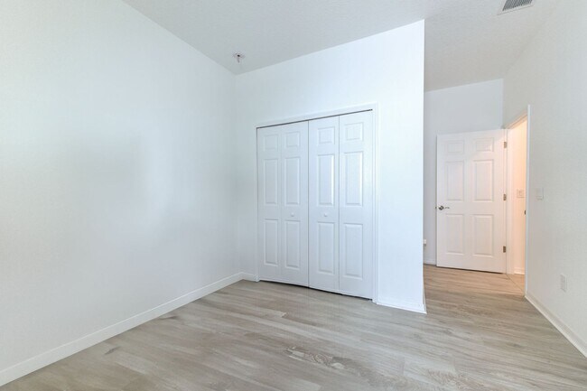 Building Photo - 13329 Sage Holw Ave