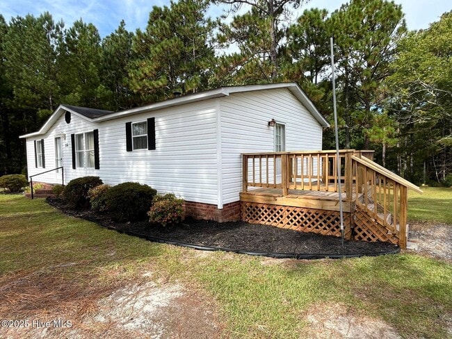 Building Photo - 252 Heritage Farm Rd