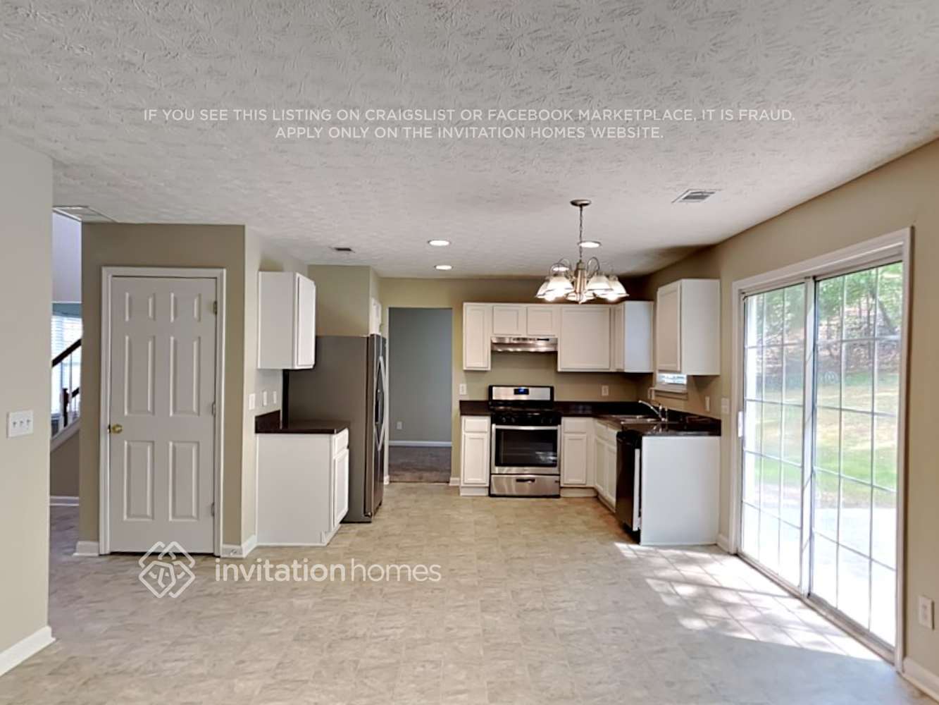 Building Photo - 1058 River Plantation Dr