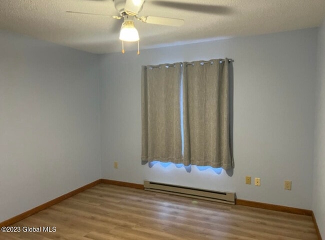 Building Photo - 32B Pine Ln