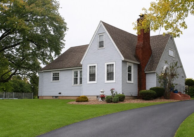 Building Photo - 7527 Morgan Rd