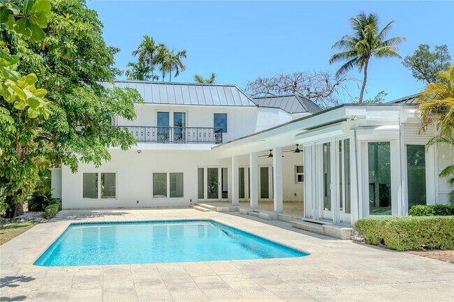 Building Photo - 6540 SW 135th Terrace