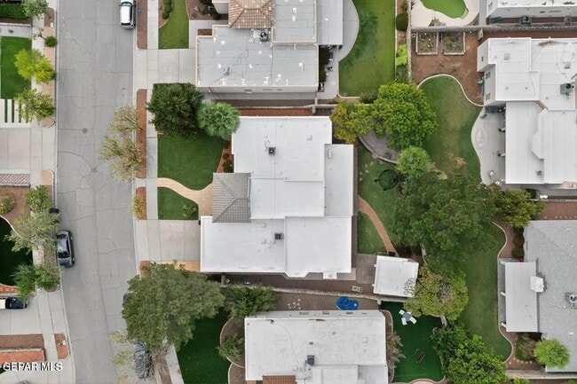 Building Photo - 6909 Desert Canyon Dr
