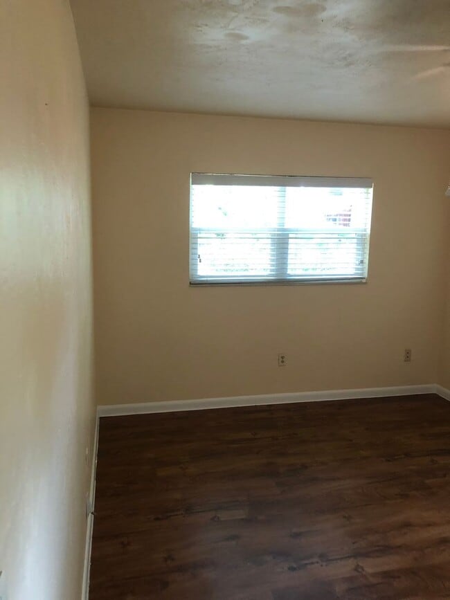 Building Photo - This home is truly a must see.