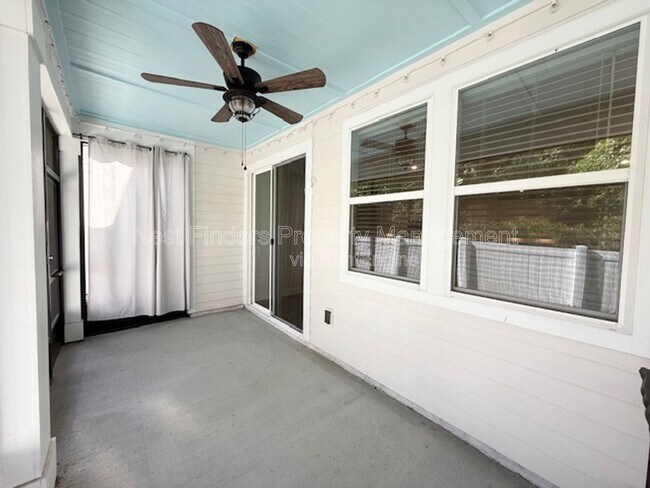Building Photo - 14141 Backbarrier Rd
