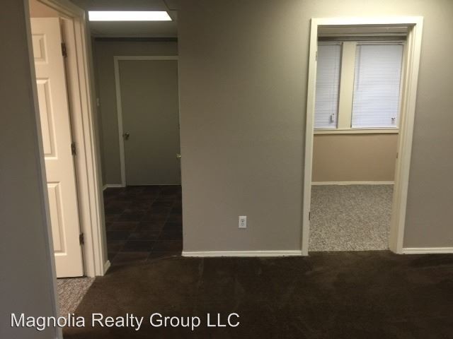 Building Photo - 3 br, 1.5 bath House - 4051 Calcaseiu Loop