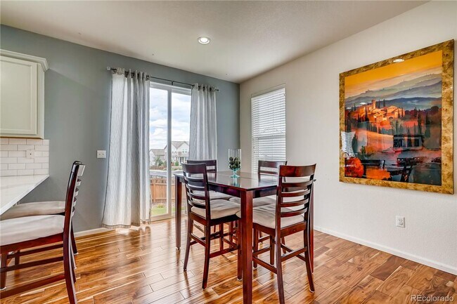 Building Photo - Beautiful 3 Bed, 3 Bath with a Loft Single Family Home in Meadows Neighborhood.