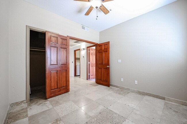 Building Photo - 8830 E Carol Way