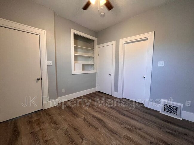 Building Photo - #11 17th Street S