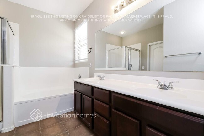 Building Photo - 17347 W Jackson St