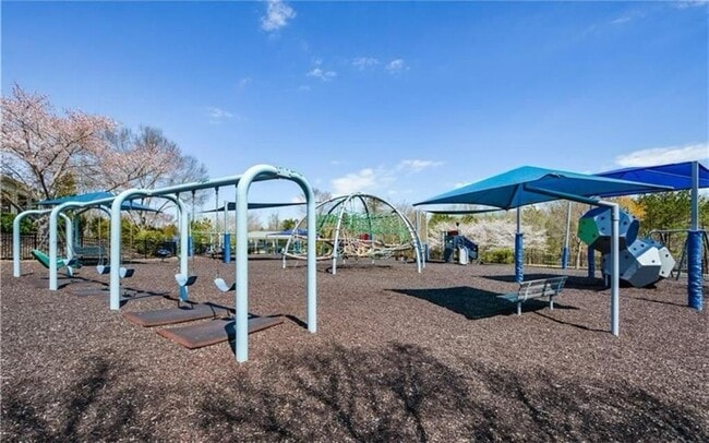 Building Photo - 331 Balaban Cir