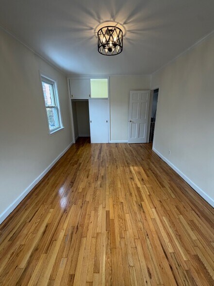 Building Photo - 6722 Austin St