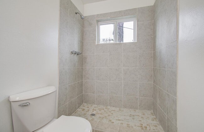 Building Photo - 7322 Willowtex Dr