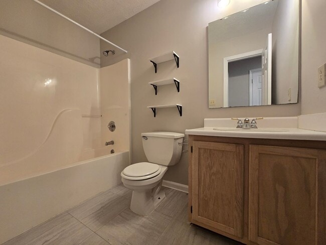 Building Photo - 2904 Rosemeade~Meadowbrook