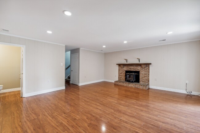 Building Photo - 3829 Ogilvie Ct