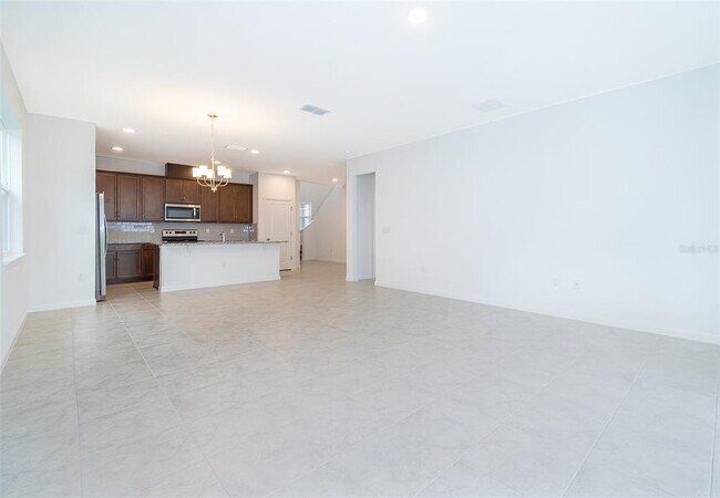 Building Photo - 4446 Davos Dr