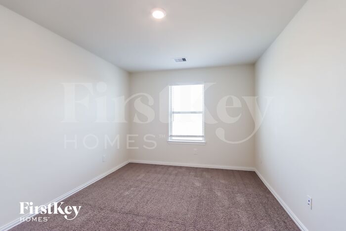 Building Photo - 12543 Highgrove Springs Dr