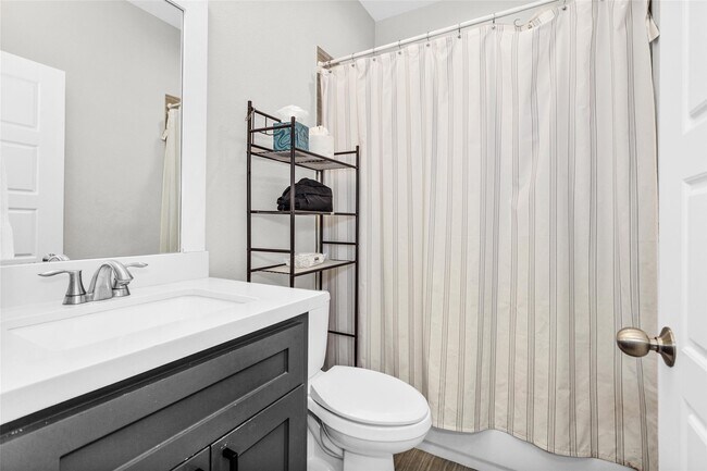 Building Photo - 7707 Nasser Ln