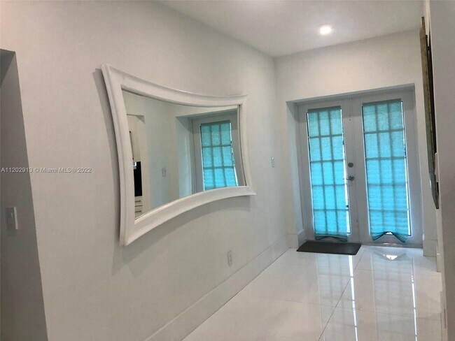 Building Photo - 201 186th St