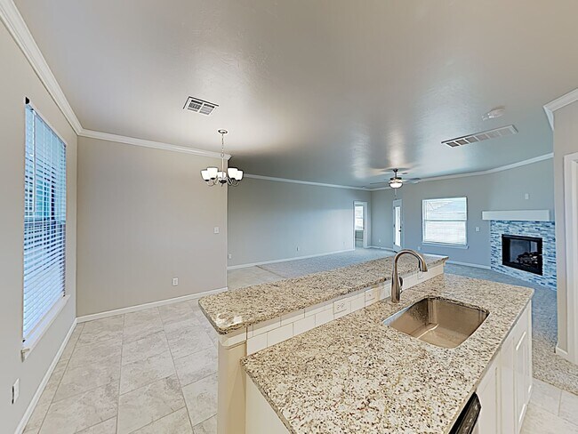 Building Photo - A Very Nice 4 Bedroom 2 Bath Home with 3 C...