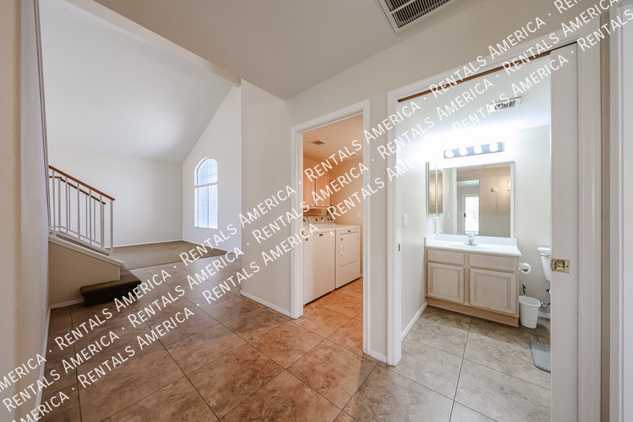 Building Photo - 21911 N 71st Ln