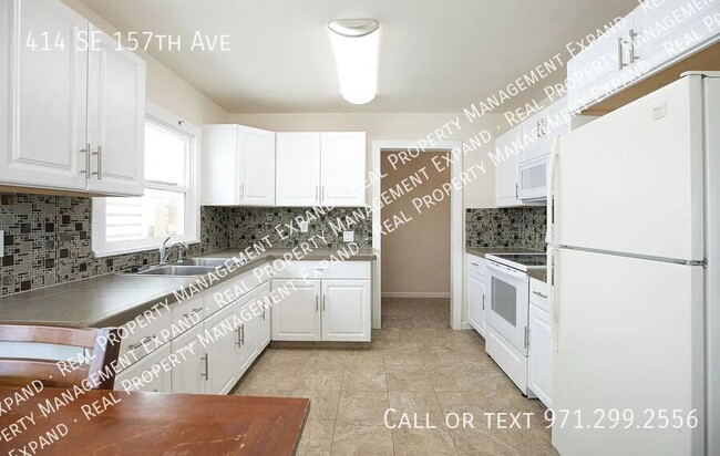 Building Photo - 414 SE 157th Ave