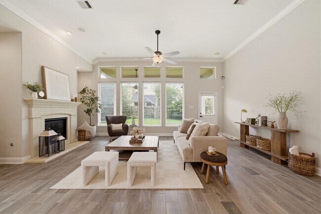 Building Photo - 18619 Navarro Branch Dr