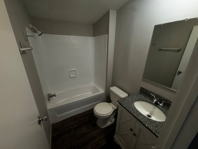 Building Photo - 151 Fox Meadow Dr