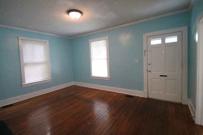 Building Photo - 338 Ebenezer Ave