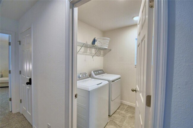 Building Photo - 691 Campo Ln