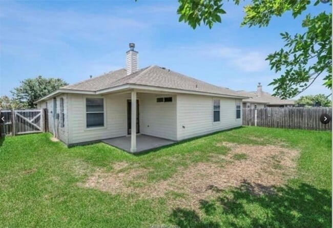 Building Photo - 912 Whitewing Ln