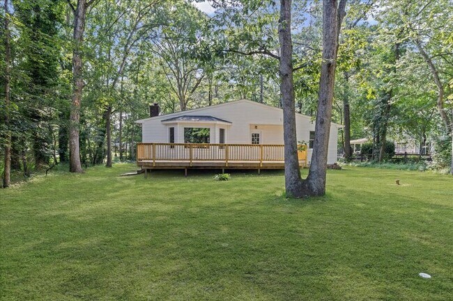 Building Photo - 68 Richter Rd