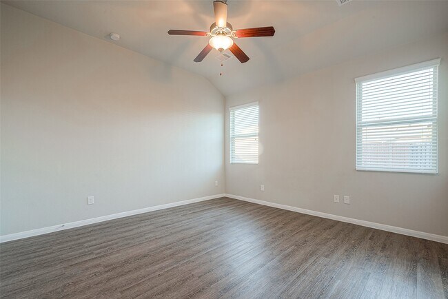 Building Photo - 5207 Chester Springs Ln