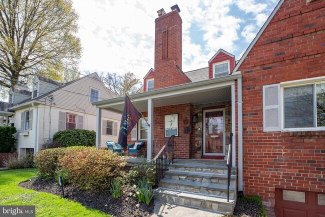 Building Photo - 311 Timberwood Ave