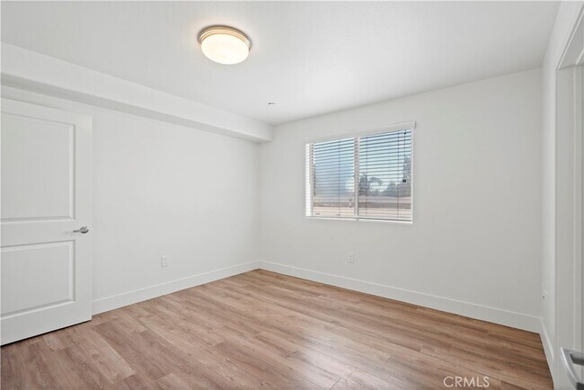 Building Photo - 11312 Huston St