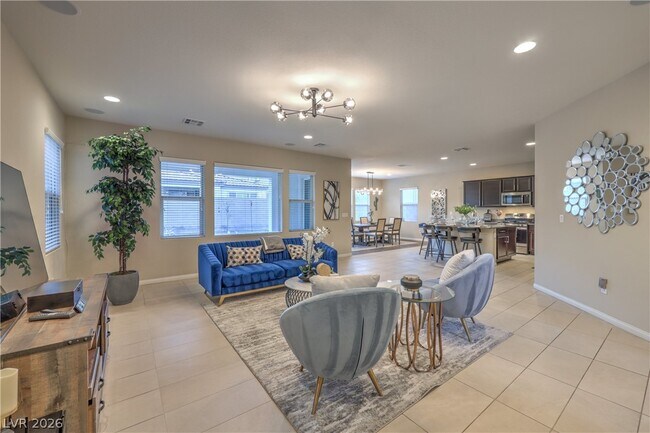 Building Photo - 3213 Molinos Dr