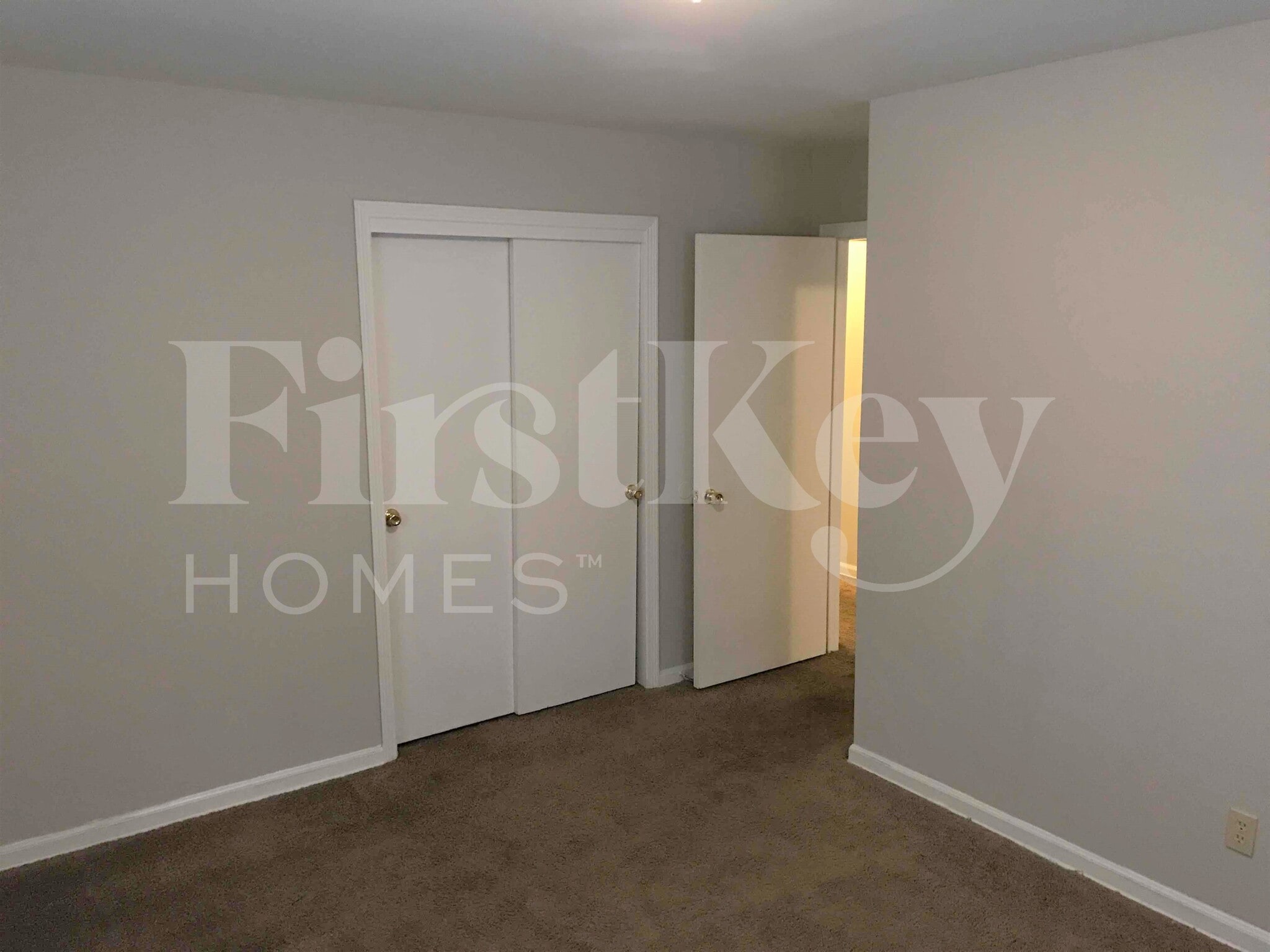 Building Photo - 1083 Richland Dr