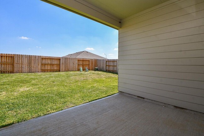 Building Photo - 5906 Bright Keel Dr