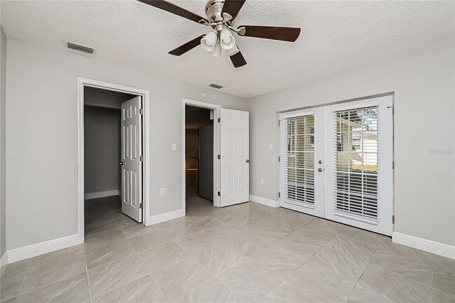 Building Photo - 9824 Richwood Ln