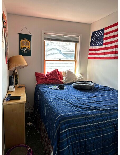 Building Photo - 601 Mathews St