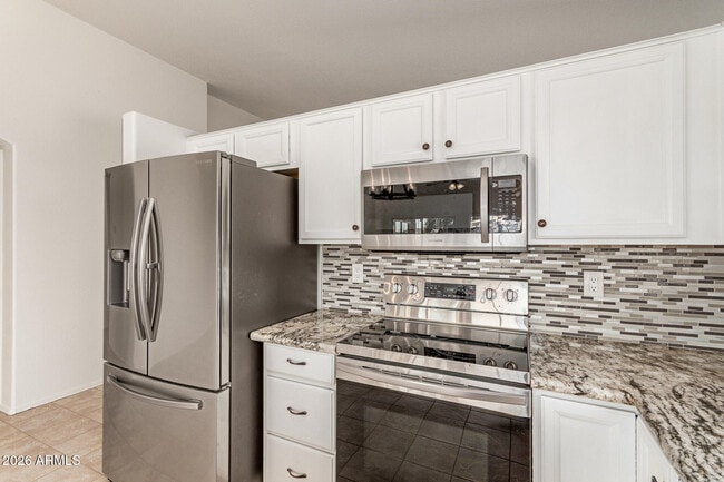 Building Photo - 3517 W Sands Dr