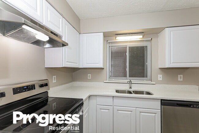 Building Photo - 7215 Buck Creek Dr