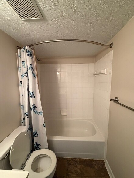 Building Photo - 533 Aspen Glen Dr