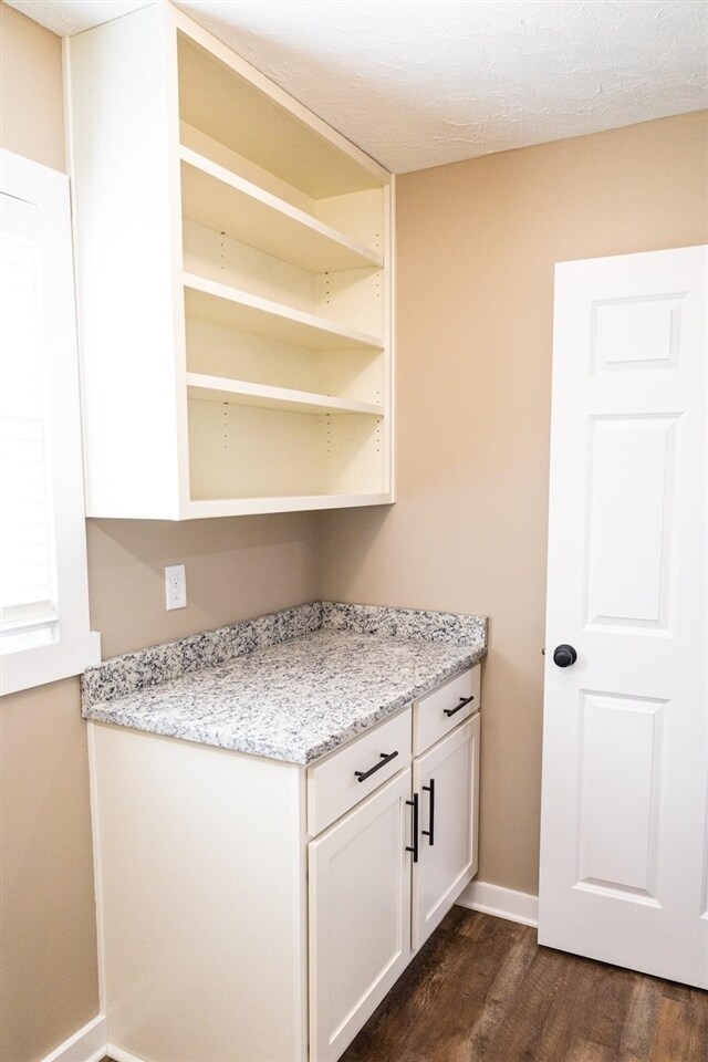 Building Photo - 516 Claremoor Ave