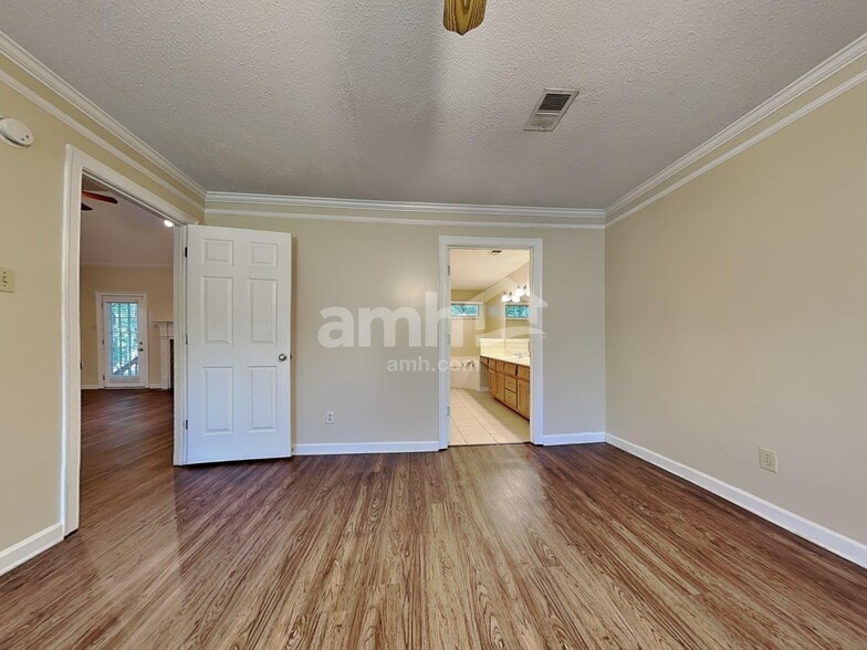 Building Photo - 2366 Carrol Ridge Ln