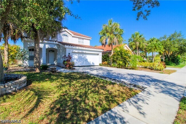 Building Photo - 135 Lady Palm Dr